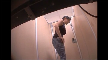[Image: Voyeur23125103949.jpg]