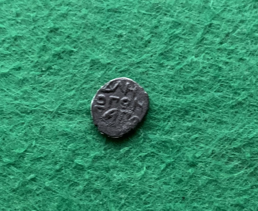 AAA5C3B2-CCBB-4F6E-903A-7EBC0AD4BD14