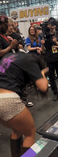 fanatics4.gif
