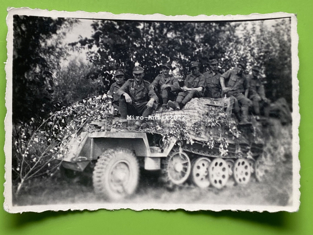 Foto, Wk2, Schützenpanzerwagen Sd.Kfz. 251 in Italien 1943, Zug Trupp 4