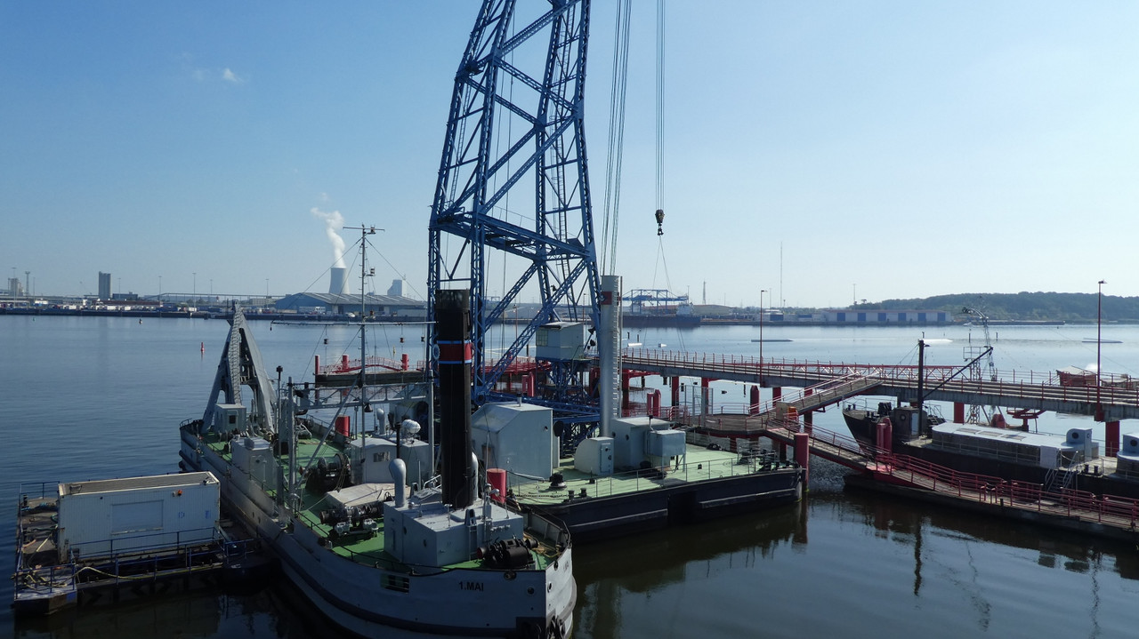 P1160009 (1940x1090)