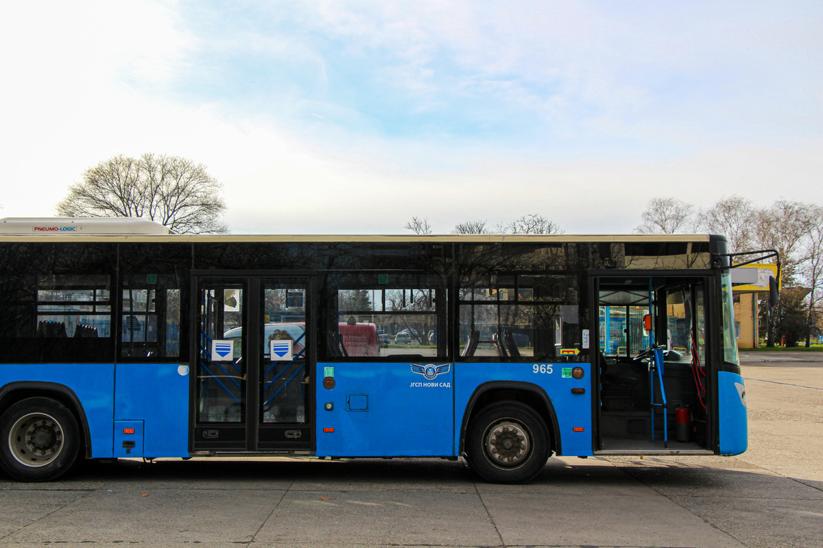C1330CD2-2C62-4D40-917F-29000BDD52D3