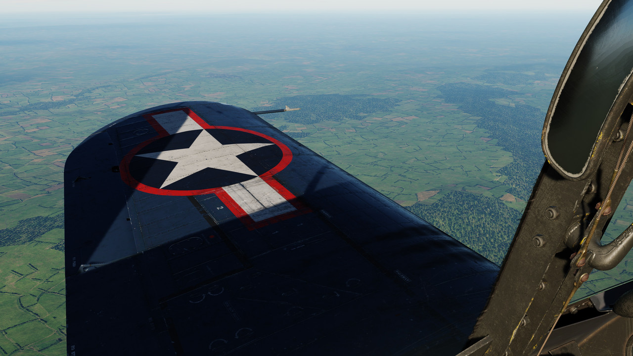 F4U-x-trans-0-000000-56-L-Wing-Oblique.j