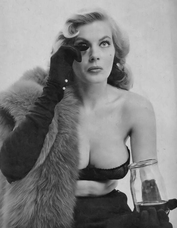 anita_ekberg_ma34