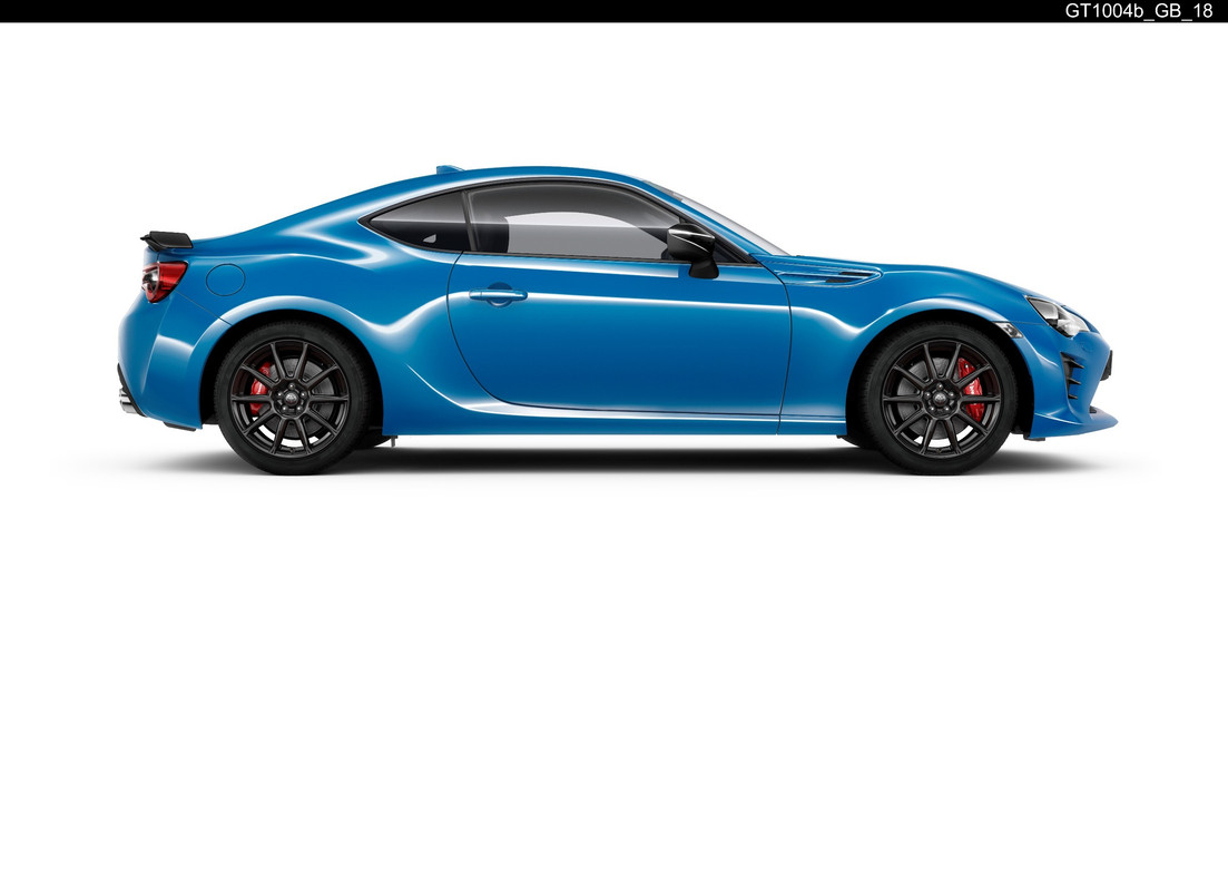 Toyota GT86 Club Series Blue Edition (3)