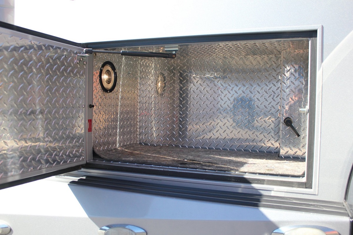 2011-freightliner-m2-sport-chassis (28)