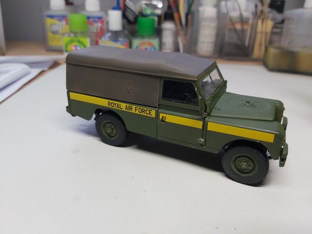 RAF Landrover 1/35 Scale - Non-LSP Works - Large Scale Planes