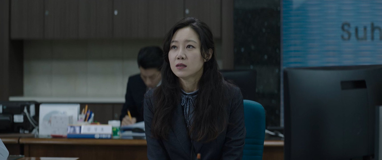 Door Lock 2018 WebRip [Hindi + Korean] 480p, 720p ESub Screenshot