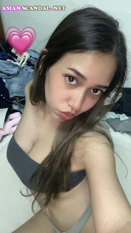 Fille singapourienne Cerisey _ lara mae _ ffscerise