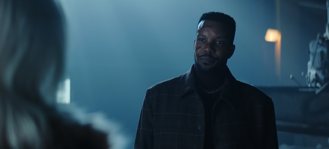 Titans.S03E07.51%.1080p.10bit.HMAX.WEB-DL.DD5.1.HEVC-Vyndros.mkv_snapshot_03.42_[2021.09.10_05.44.05