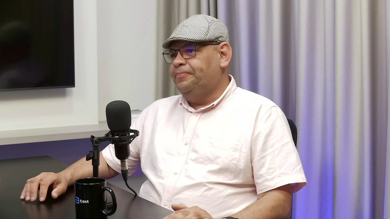 Secretário André Vieira participa de edição especial do G3 Cast