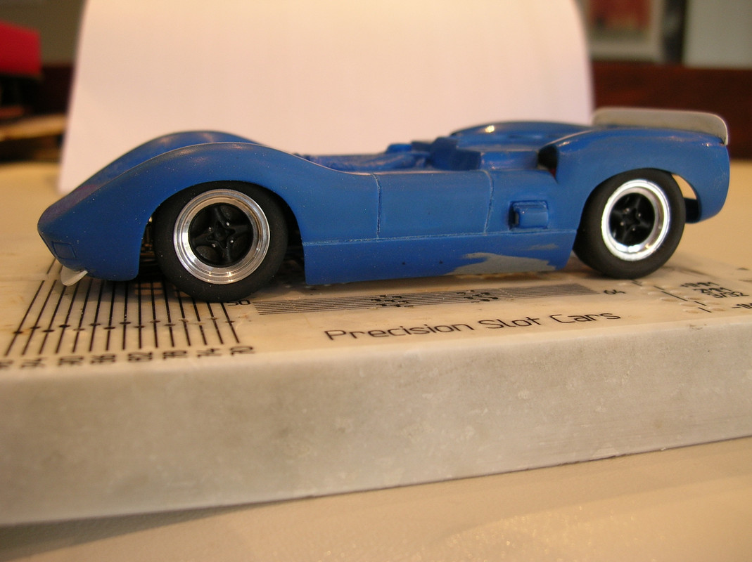 8 front 8 rear URETHANE TIRES COX 1/32 Us 8 front 8 rear URETHANE TIRES COX 1/32 Us