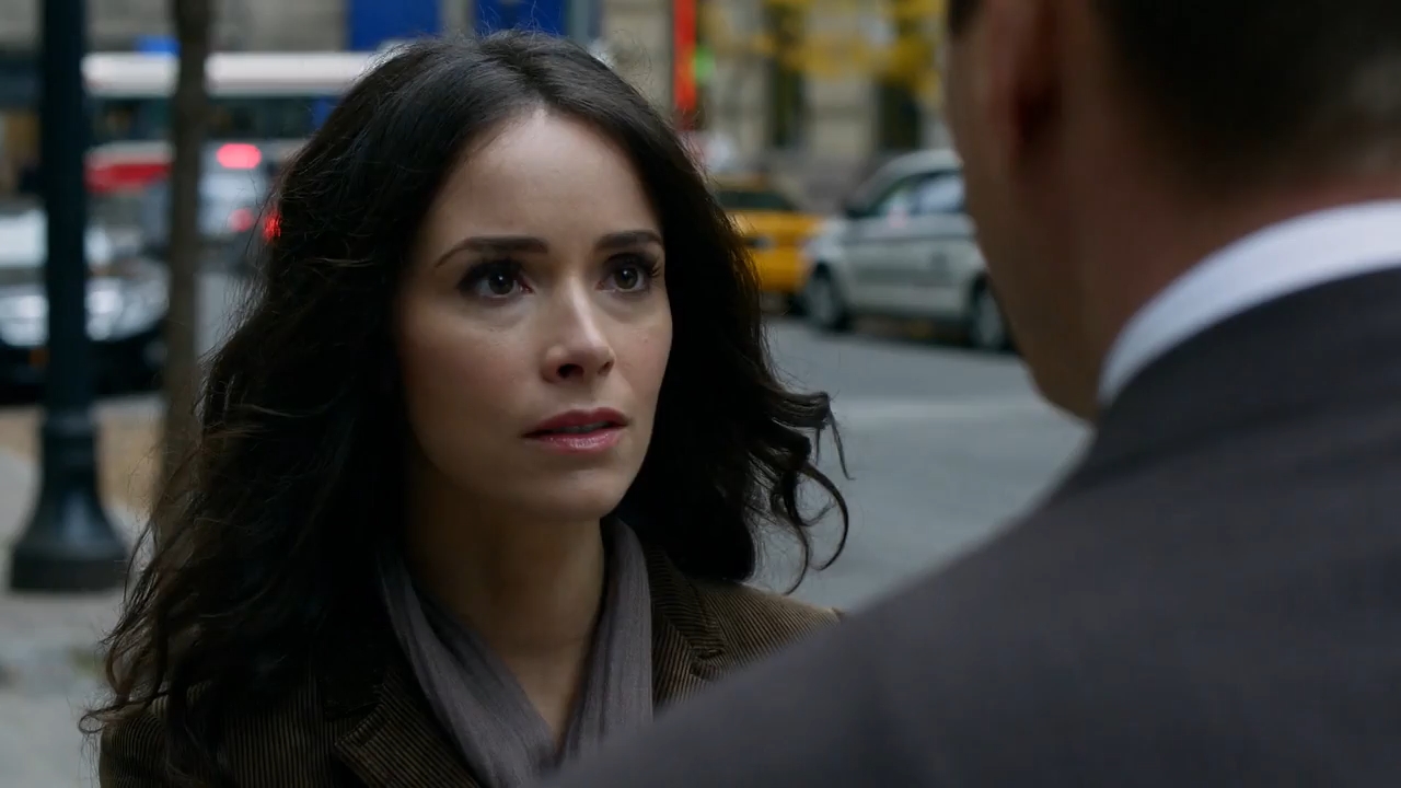 Suits 2012 WebRip Season 2 [Hindi + Tamil + English] 480p 720p ESub Screenshot