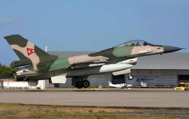 Tag aviones en REDPRES.COM F16-A-FANB