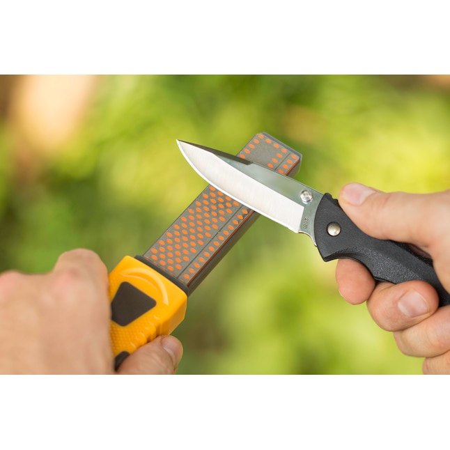 Smith’s 4″ Diamond Combination Sharpener: A Versatile Tool for All Your Cutting Needs Smith’s 4″ Diamond Combination Sharpener: A Versatile Tool for All Your Cutting Needs
