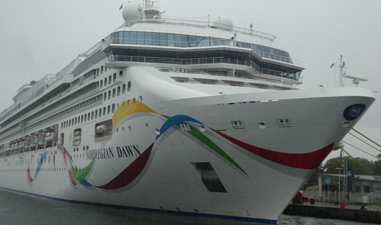 2022.08.05c Norwegian Dawn (1940x1149)