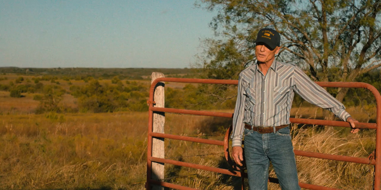 Dutton Ranch 2026 WebRip Season 1 [Hindi + English] 480p 720p ESub Screenshot