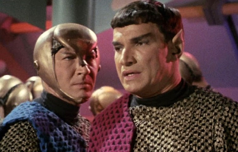 OUTER-LIMITS-LAWRENCE-MONTAIGNE-STAR-TREK-2-FOTOR.jpg