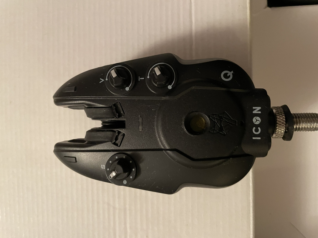 77ECF440-BB41-4303-916D-BBAEB279BB2D