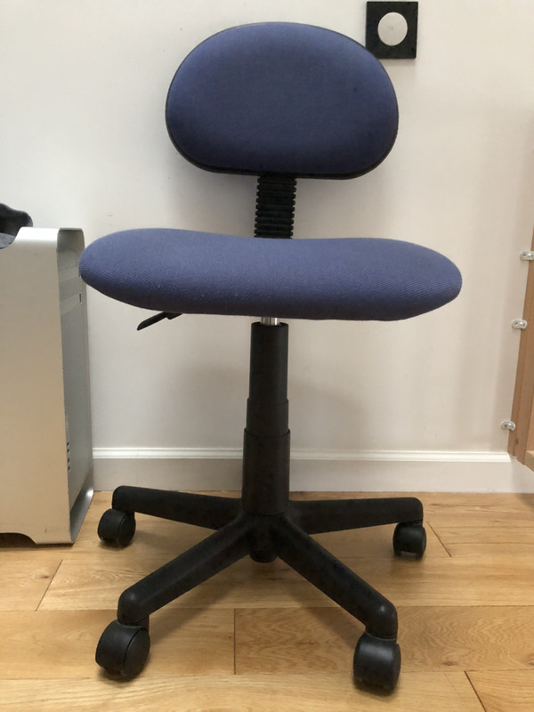 B2147062-55DD-4792-8A6D-76491AC6FAE4