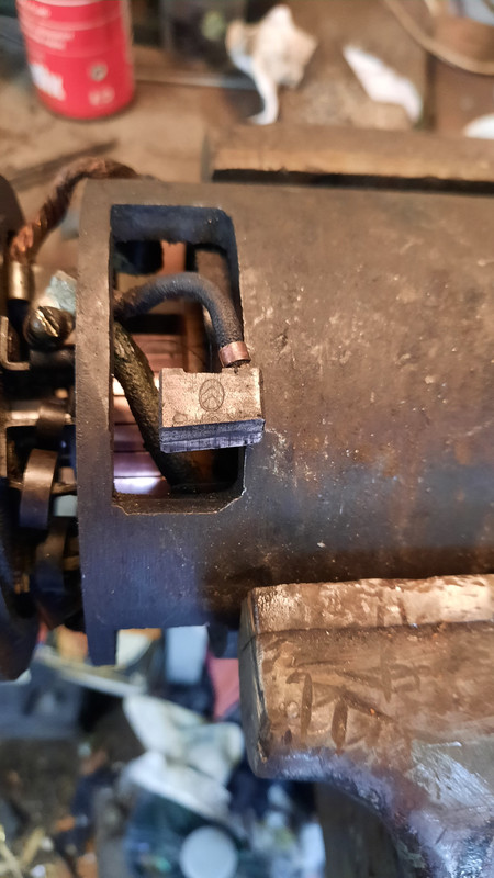 84AC78B1-0DBC-424B-96EE-A323D30D6ECE