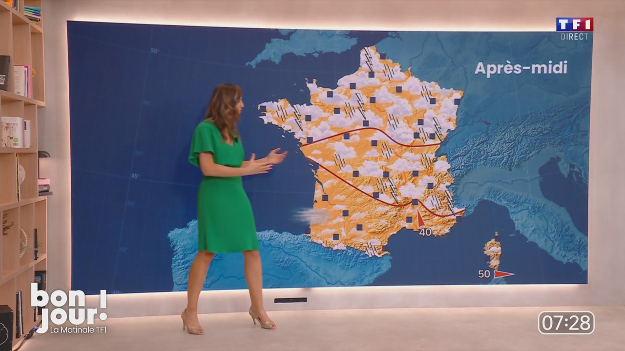Bonjour Daniela TF1 310724.mp4_snapshot_00.38.32.020