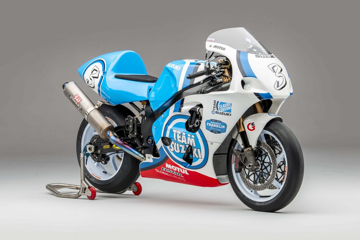 Team Classic Suzuki выкатили обновленный Suzuki GSX-R750 SRAD 1996