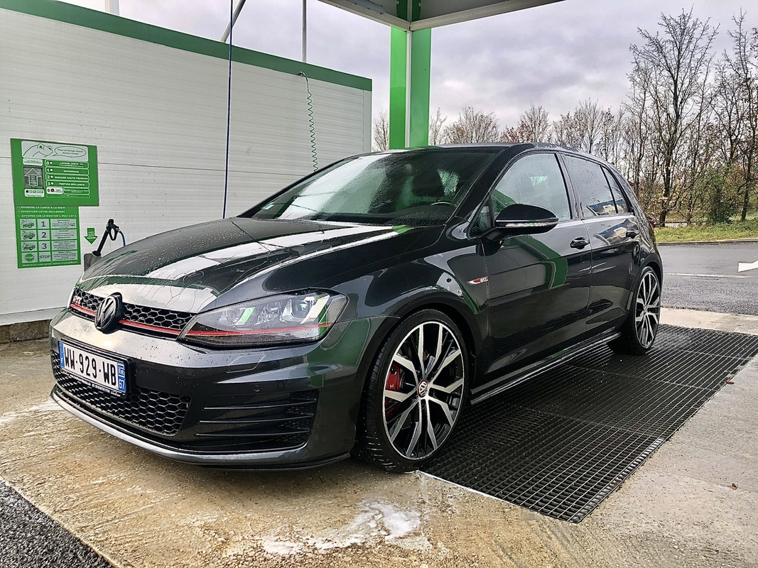 E2764651-88C4-4225-AC8A-EC4B349B4E0F