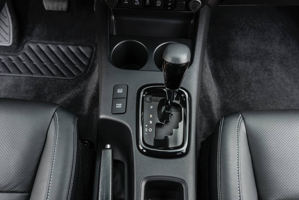 Toyota Hilux 2019 Special Edition (49)