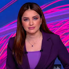 ستيفاني سعد تقدم برنامج أخباركم على بي إن سبورتس