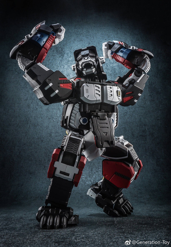 Generation-Toys-GT-10-Optimus-Primal-09