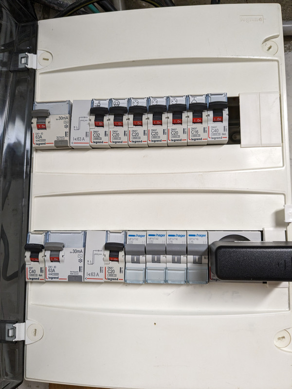 PXL_20231212_160042829