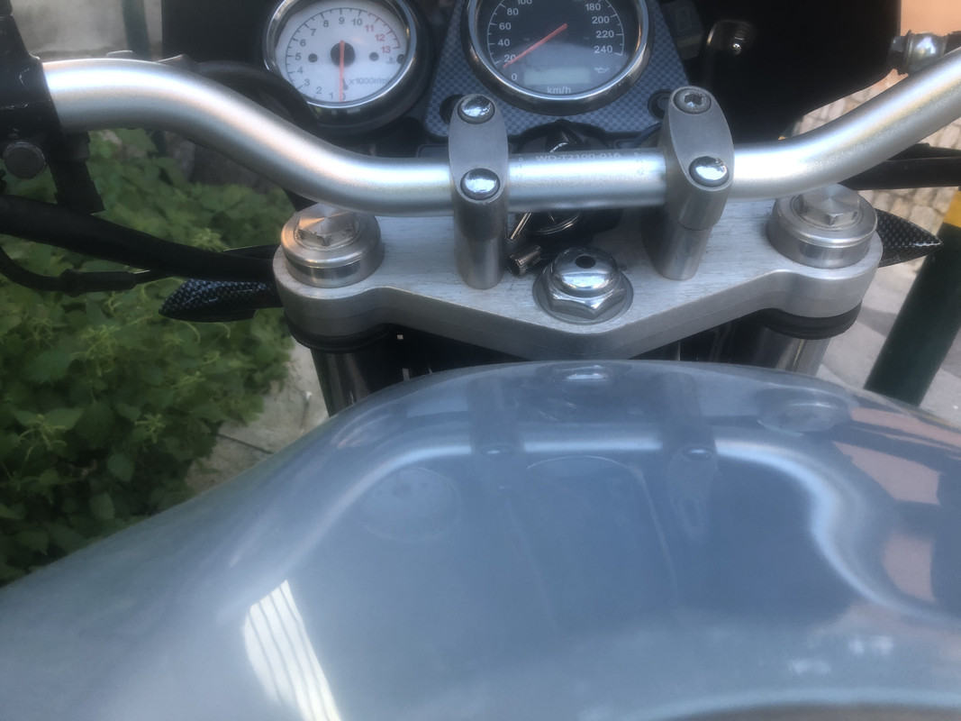 67311E09-C1C2-4119-BE2B-FCDBCC923937