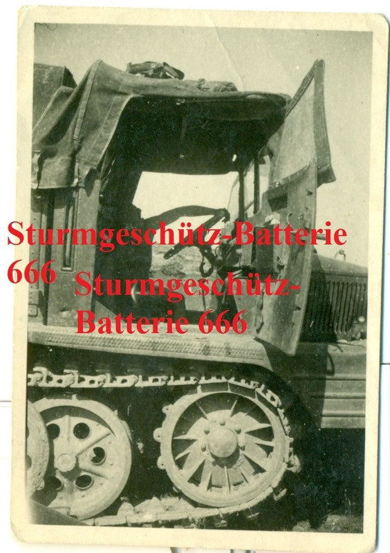 FOTO - STUG-BATTERIE 666 - STURMGESCHÜTZ - FAHRZ