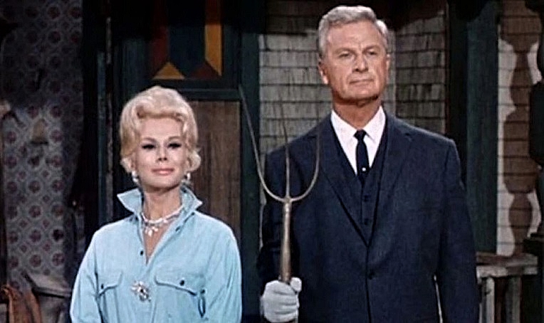 EDDIE-ALBERT-GREEN-ACRES-1-A-FOTOR.jpg