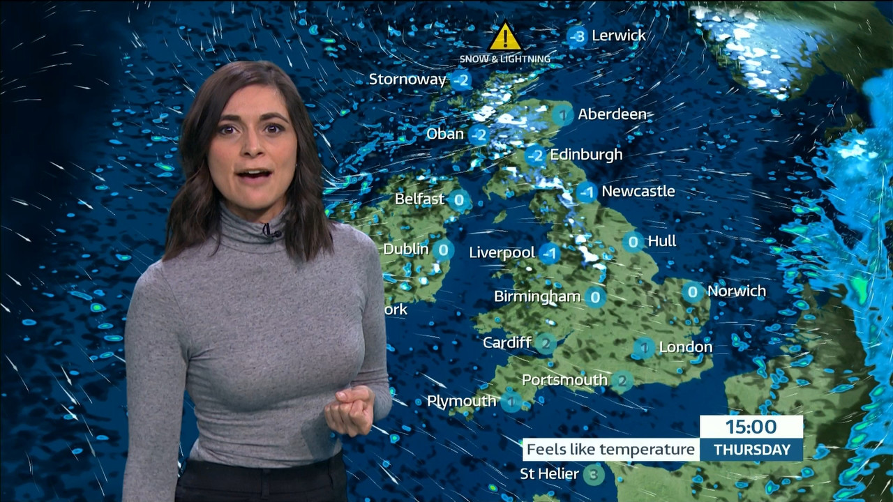 ITV Lunchtime News_20220224_13301355.ts_snapshot_22.38.399