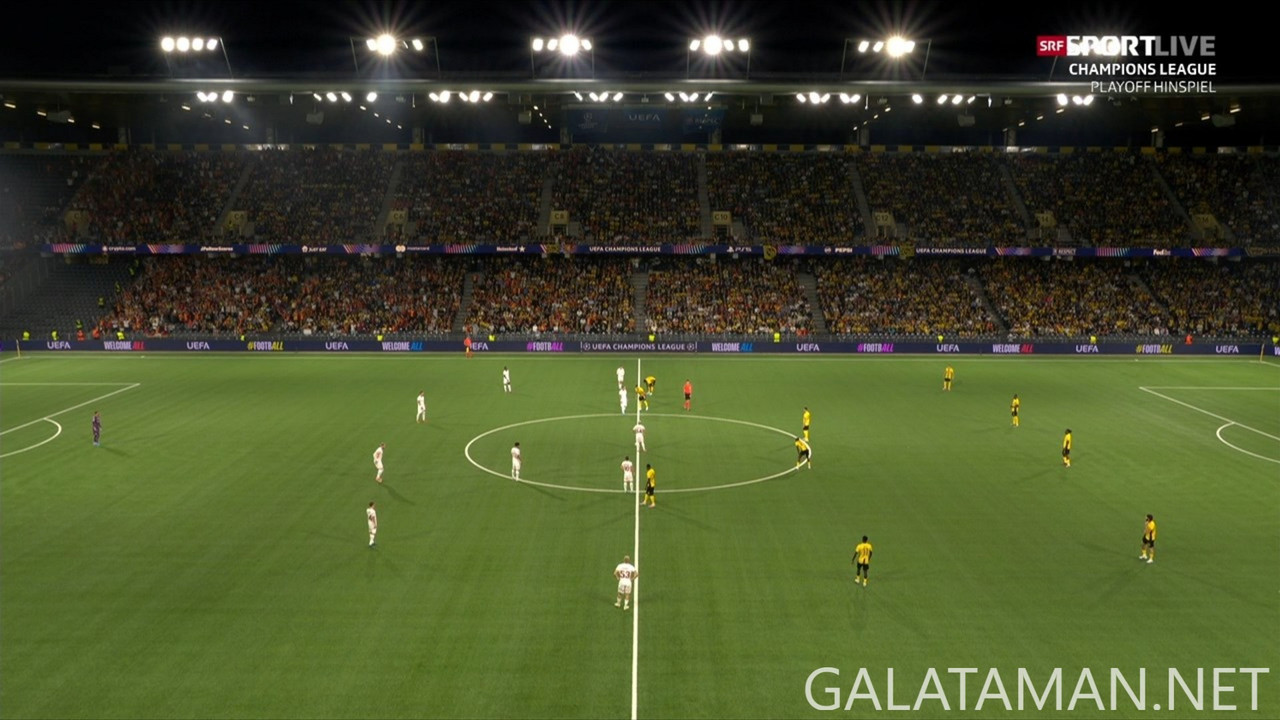 [Image: 08-21-20-05-00-SRF-zwei-HD-Fussball-UEFA...g-Boys.jpg]