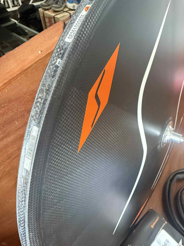 e77b5810 6d4e 48d3 9086 af09d8d37a47