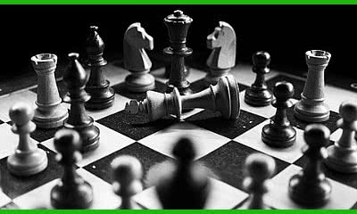 Chess Strategy and Tactics - Tigran Petrosian's Amazing Games (2021-10)