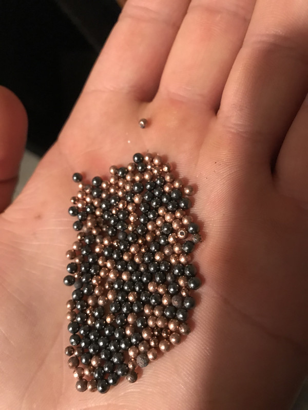 47EAD8C3-403A-40E2-BAFE-F18803E27FAF