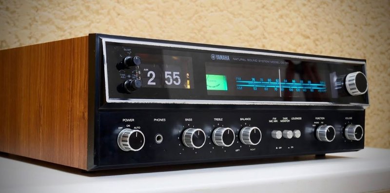 [Bild: YAMAHA-CS-50.jpg]