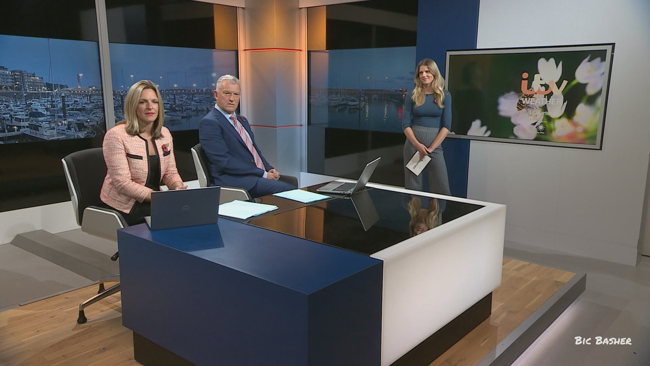 11 10 18 00 00 ITV News Channel TV Weather ts snapshot 23 59 524