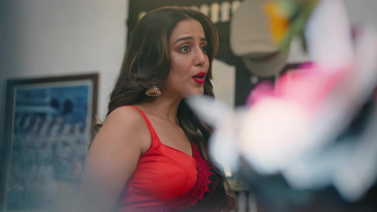 vlcsnap-2025-05-27-23h01m48s114