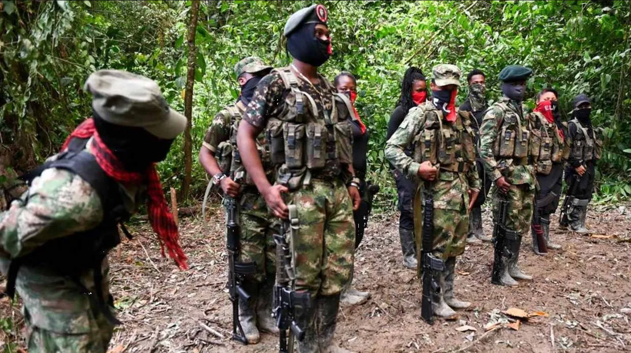 Colombia: Cuatro grupos armados hacen tregua esta navidad