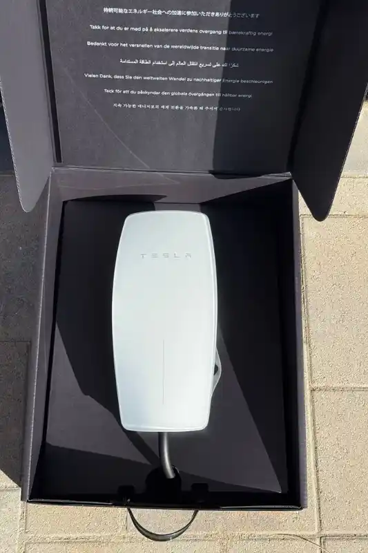 Licensed electrical contractor performing panel upgrade in Bay Area