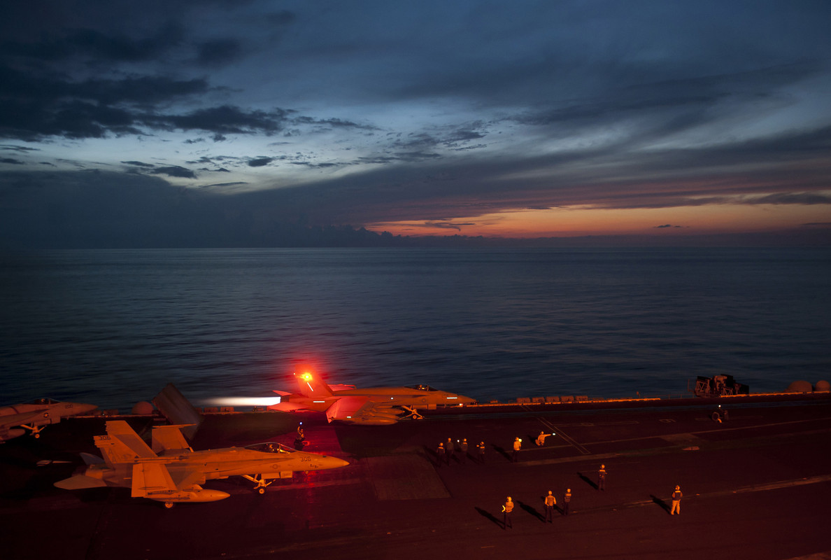 USS Carl Vinson -384