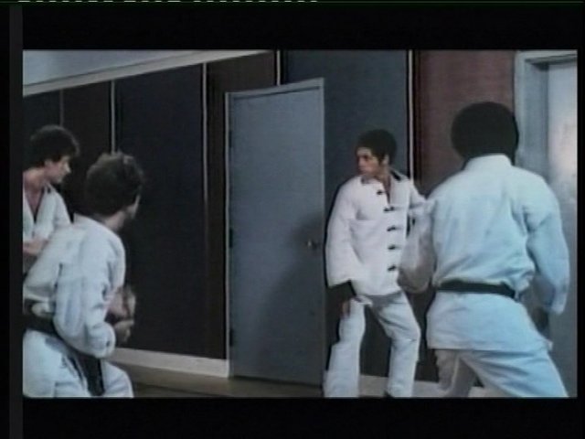 1 - Dimensión Mortal [DVD5 Full] [Pal] [Cast/Ing] [Sub:Nó] [Acción] [1978]