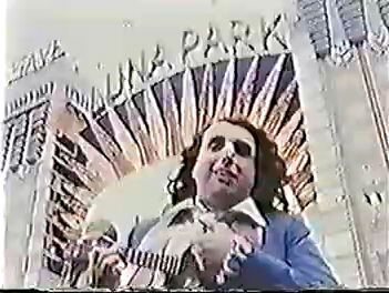 Street of Dreams - Musical Mirror Maze (1988)