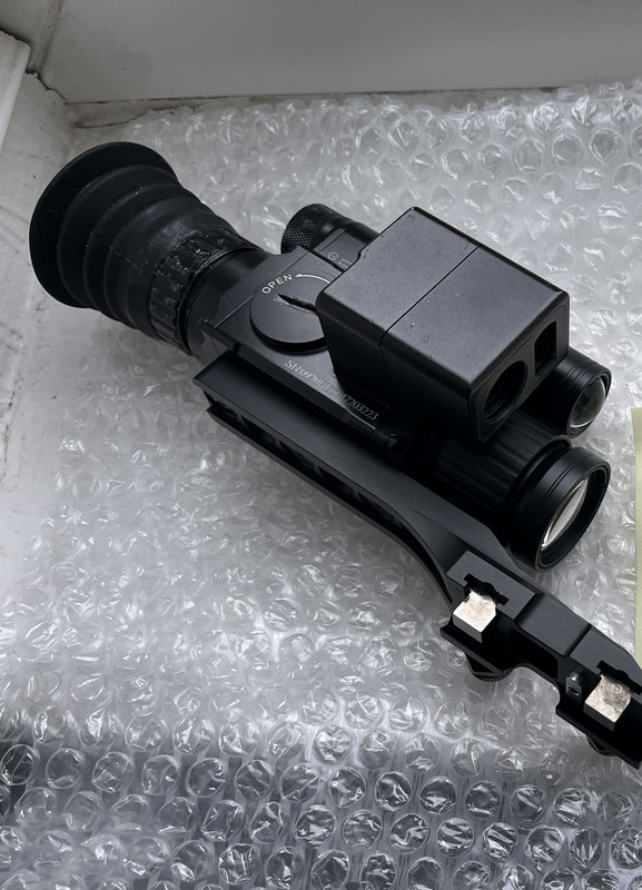 012C2D26-0534-4140-90D1-260A33C7722F