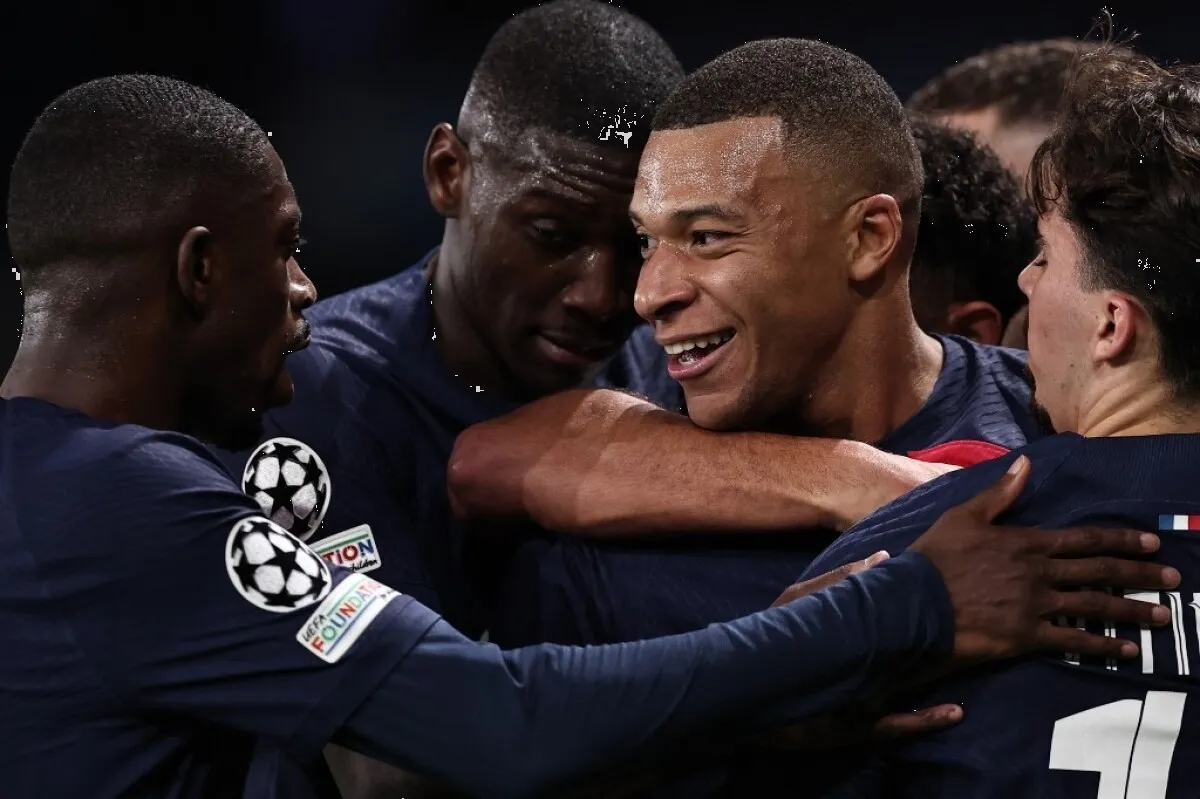 Video: Con golazo de Mbappe incluido el PSG golea al AC Milan